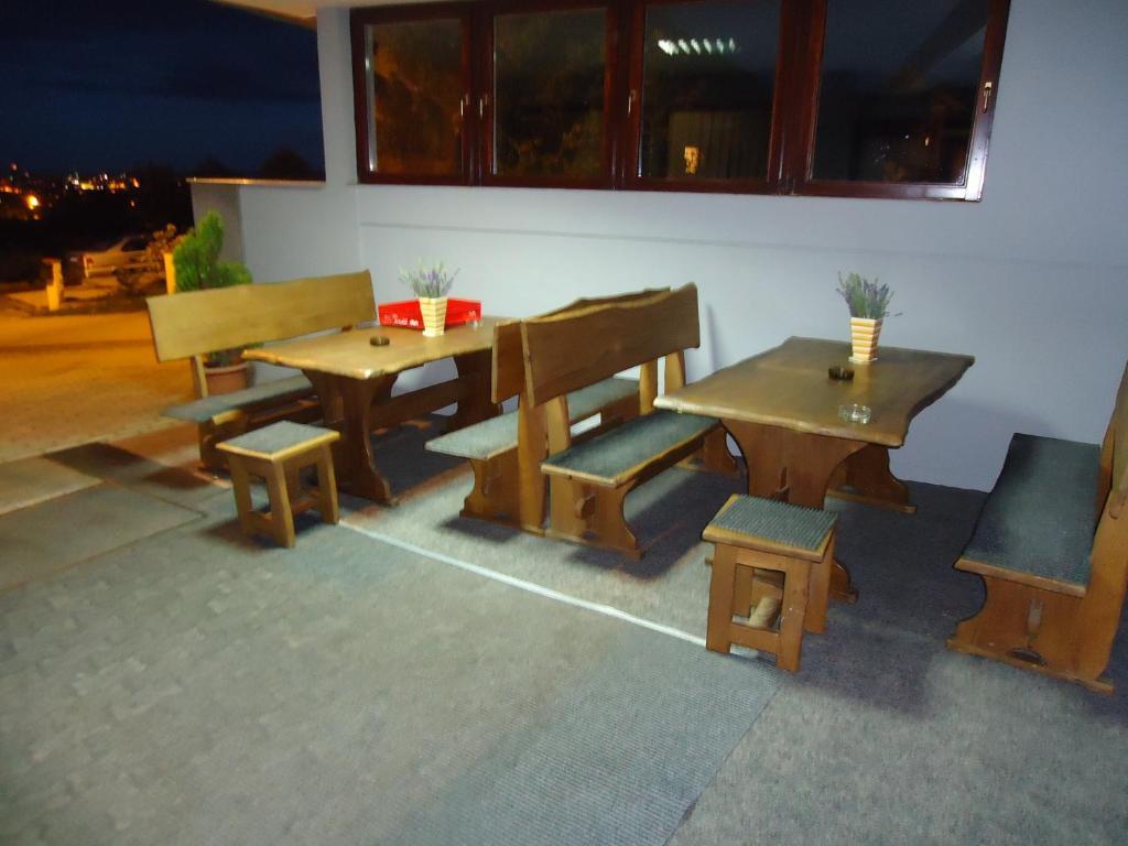 Pansion Antonio Bed & Breakfast Slavonski Brod Exterior photo