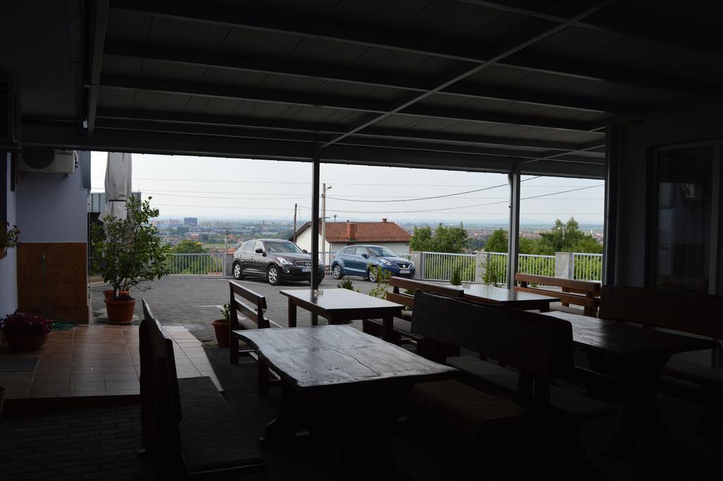 Pansion Antonio Bed & Breakfast Slavonski Brod Exterior photo