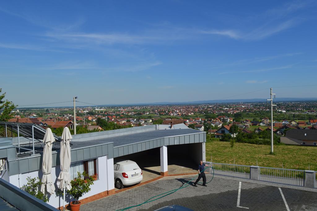 Pansion Antonio Bed & Breakfast Slavonski Brod Exterior photo